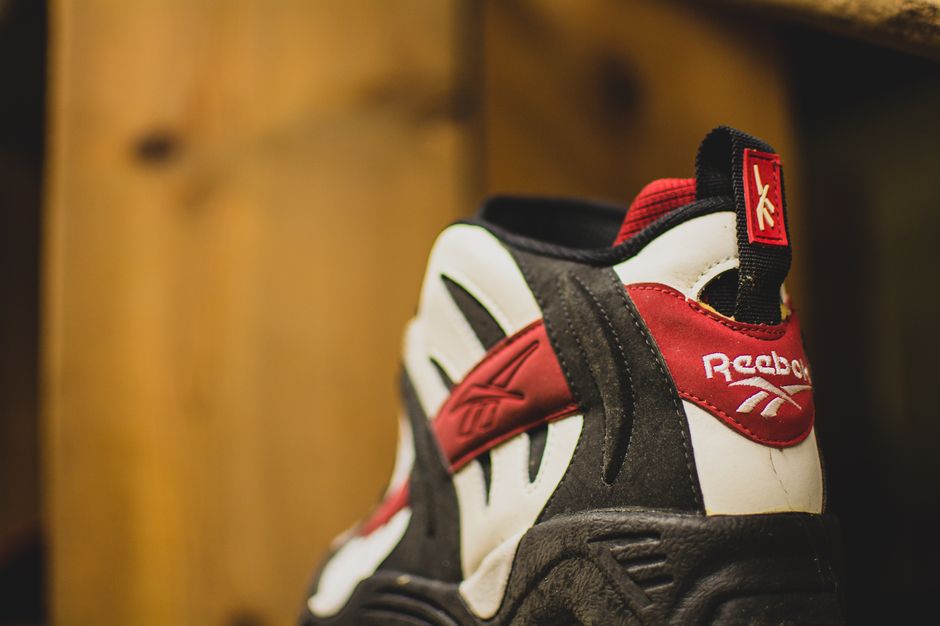 modern-notoriety-vintage-shoes-sneakers-digging-secret-undisclosed-rare-old-nike-air-adidas-reebok-fila-display_103