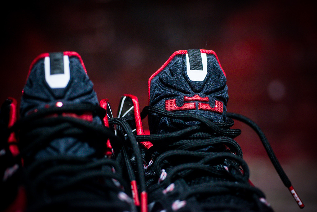 nike-lebron-11-graffiti-31