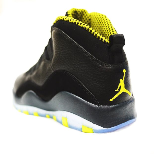 air-jordan-10-retro-venom-green-3