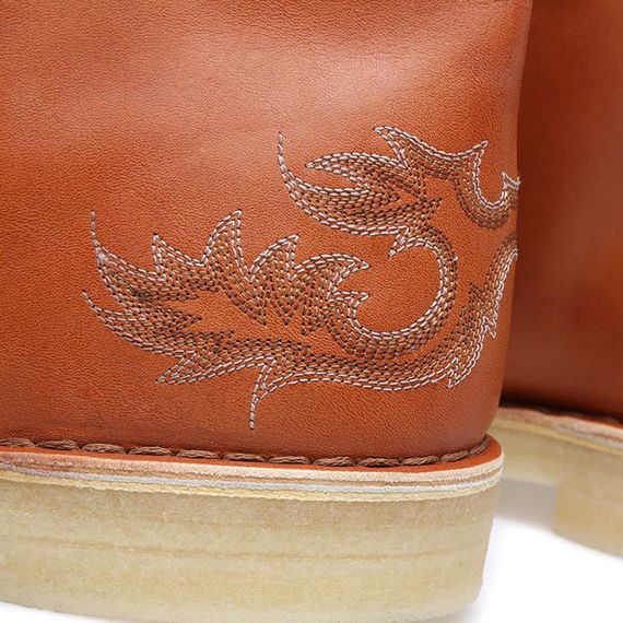 clarks-milk-desert boot_04