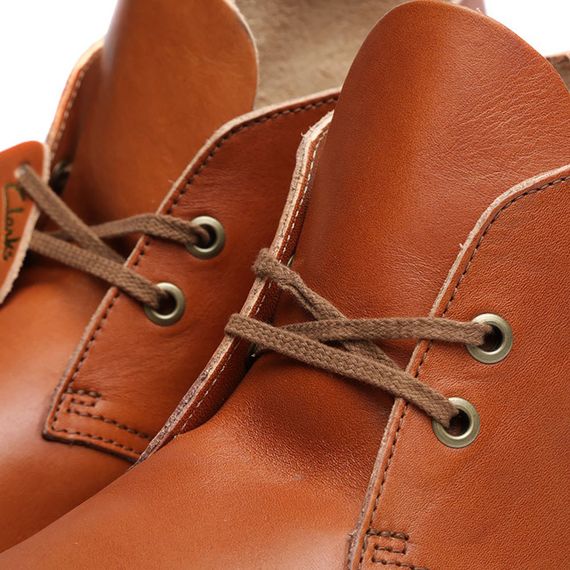 clarks-milk-desert boot_05