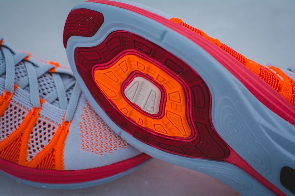 nike-lunar-flyknit-2-finishline-atomic-orange_15