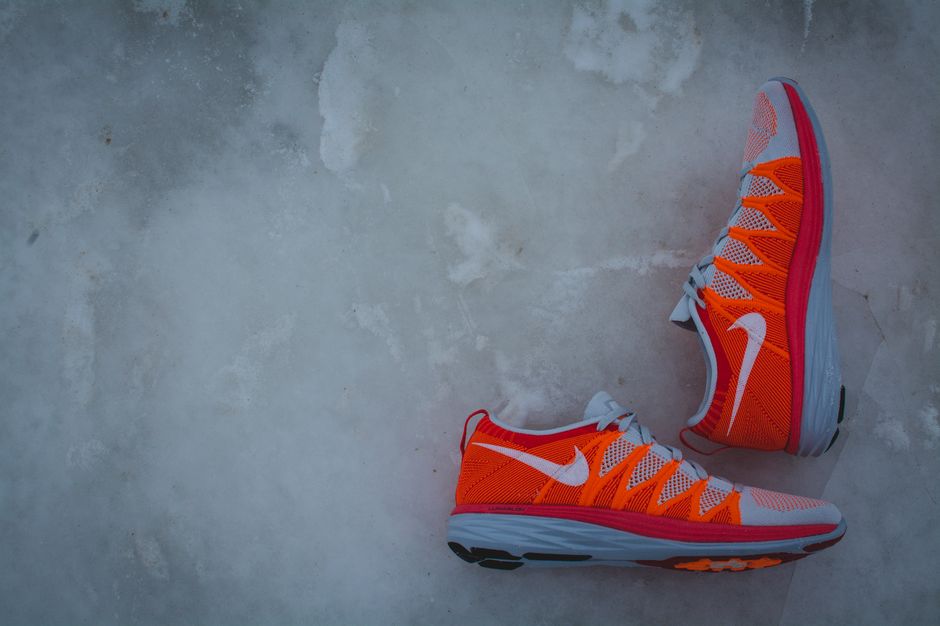nike-lunar-flyknit-2-finishline-atomic-orange_19