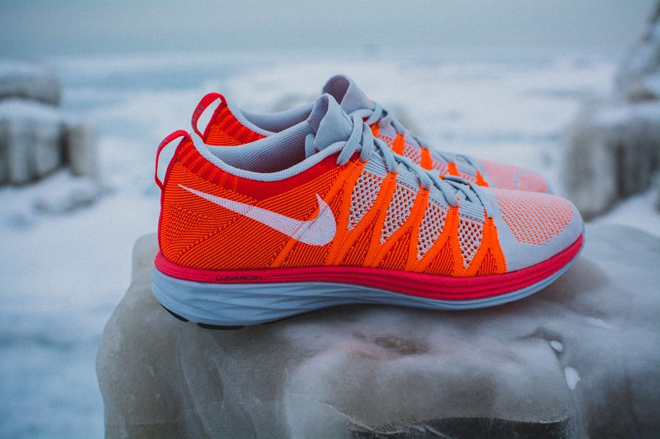 nike-lunar-flyknit-2-finishline-atomic-orange_5