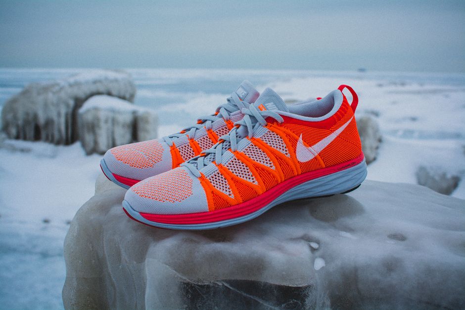 nike-lunar-flyknit-2-finishline-atomic-orange_7