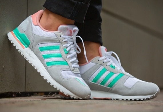 adidas-zx-700-womens-grey-turquoise-01