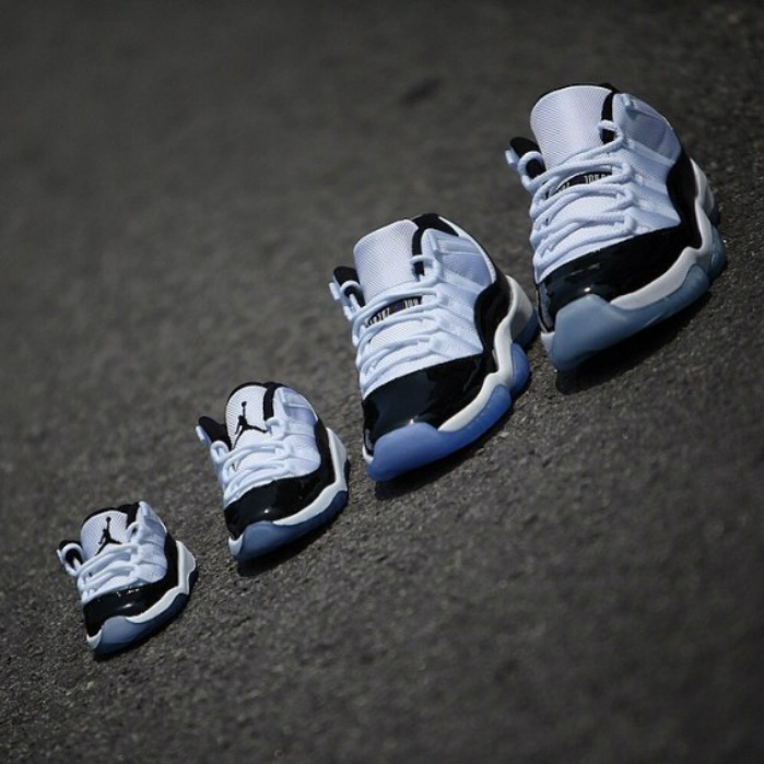 air-jordan-11-low-concord-family-sizes-2