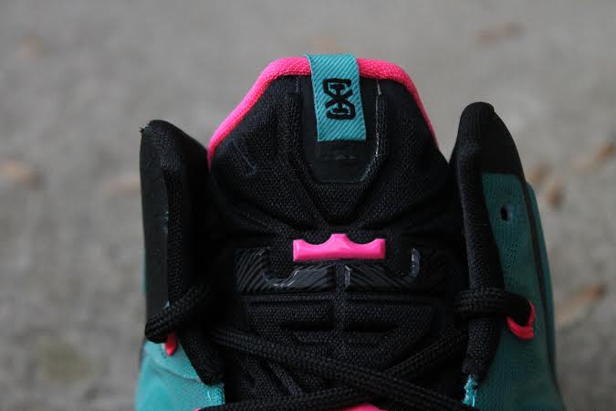 nike-lebron-11-south-beach-3