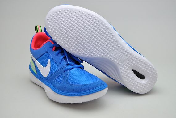 nike-solarsoft run-photo blue_02