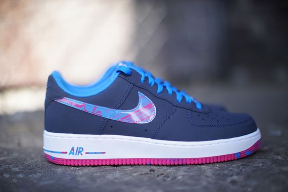 nike-af1-vivid pink-blue_03
