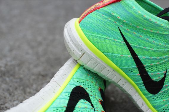 nike-flyknitchukkafree-magista_06