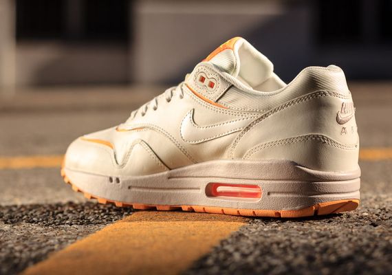 nike wmns-air max cut-atomic mango_04