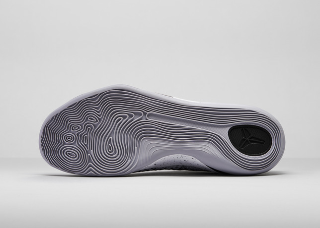 fa14_nike_Kobe9EliteLow_WhtBlk_639045_101_Outsole_FB_large