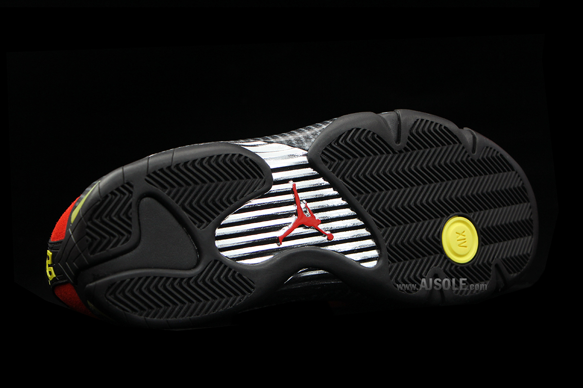 ferrari-air-jordan-14-retro-3