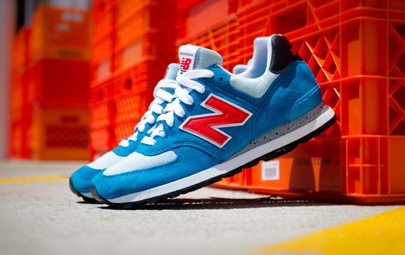 new balance-574-salmon-aqua-cement