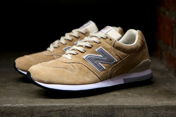 new balance-996-navy-beige_14