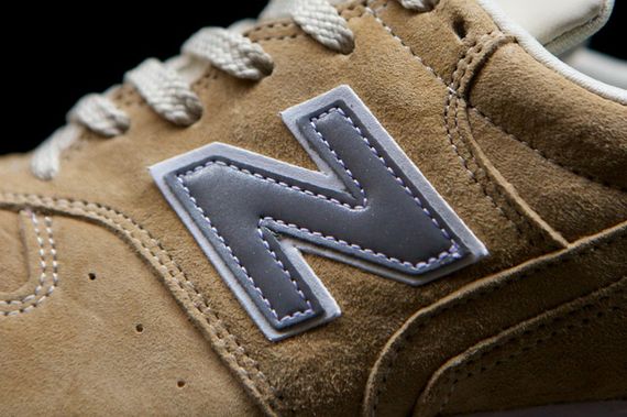 new balance-996-navy-beige_23