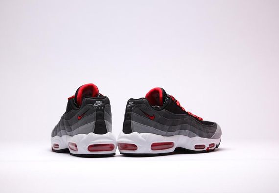 nike-air max 95-chilling red_04