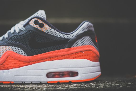 nike-air max breathe-team orange_03