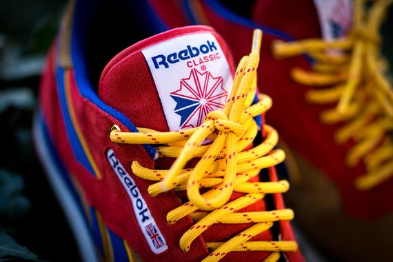 snipes-reebok-classic leather-camp out