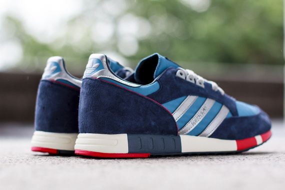 adidas-blue-red-boston super_07