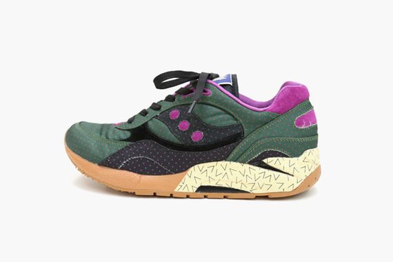 bodega-saucony-polka pack