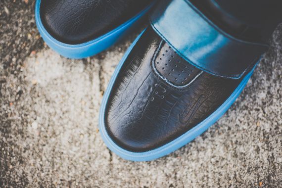 nike-fly stepper-metallic