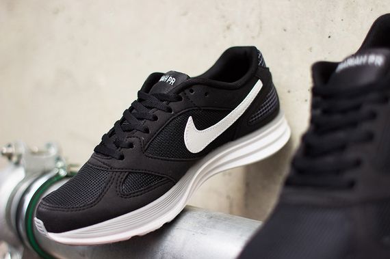 nike wmns-lunarspeed mariah-black-white-grey_05