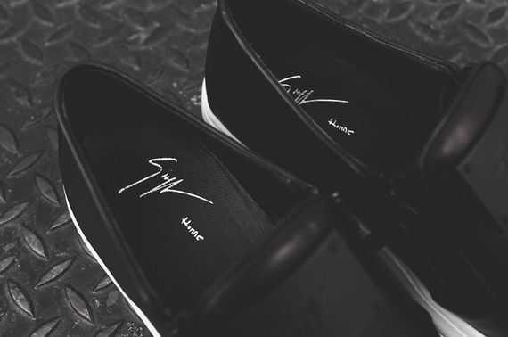 giuseppi zanotti-london low-black_07