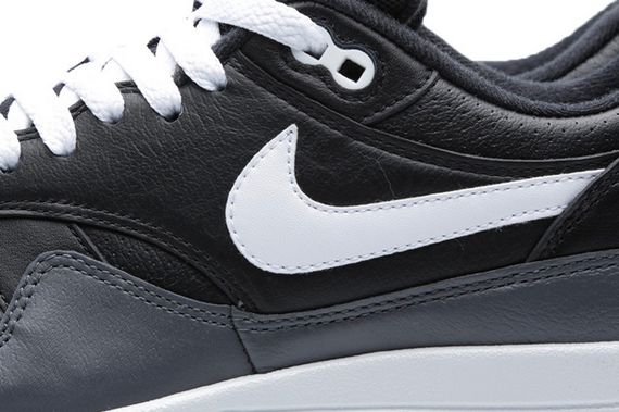 nike-air max 1-black-dark grey