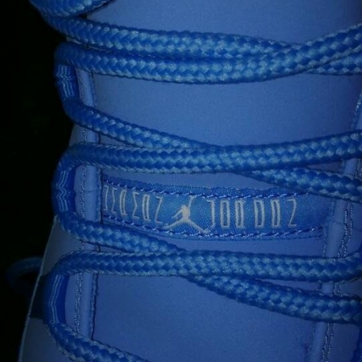 air-jordan-11-pantone-holiday-2014-1