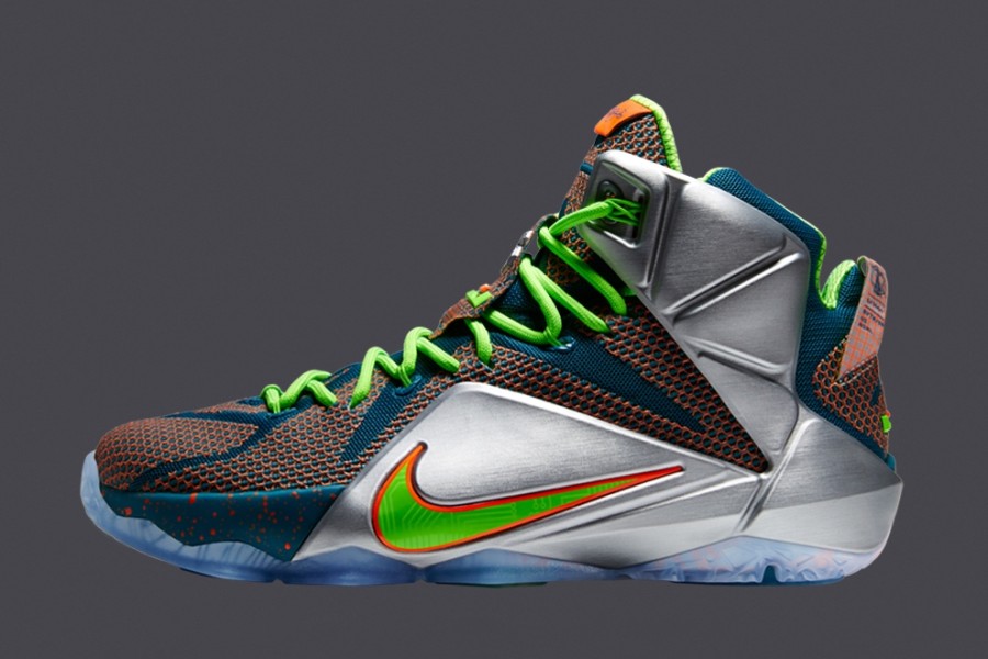 lebron-12-trillion-dollar-man-900x600