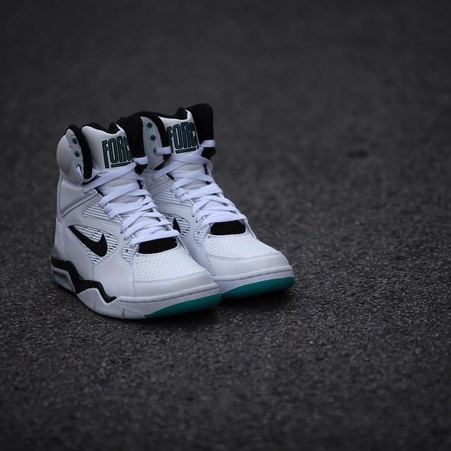 nike-command-force-emerald_06