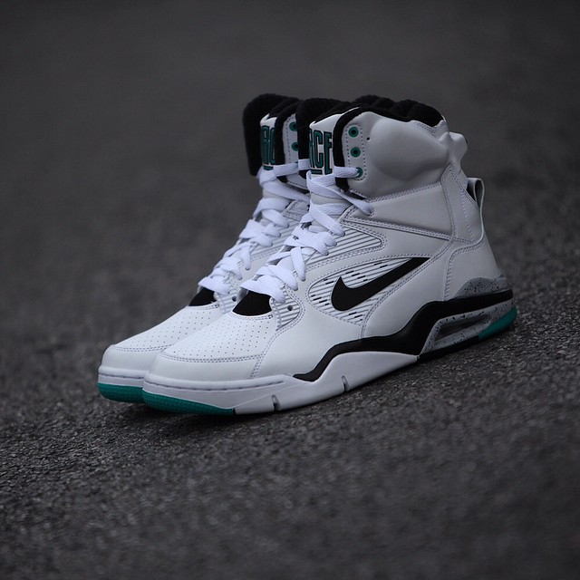 nike-command-force-emerald_13