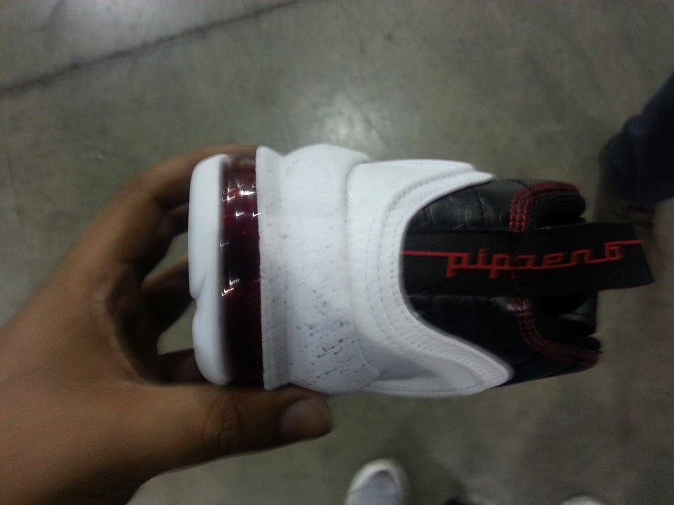 nike-pppen-vi-chicago-bulls