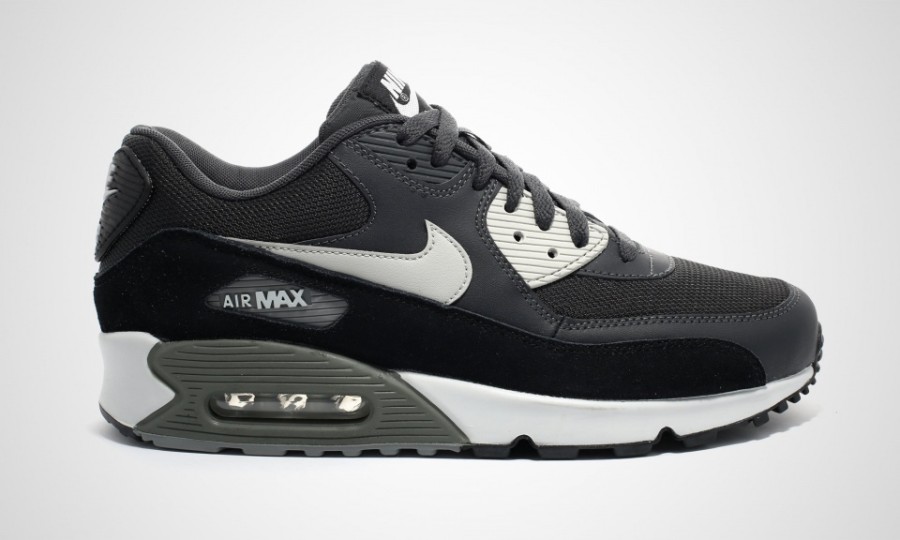 nike-sportswear-holiday-2014-preview-21-900x540