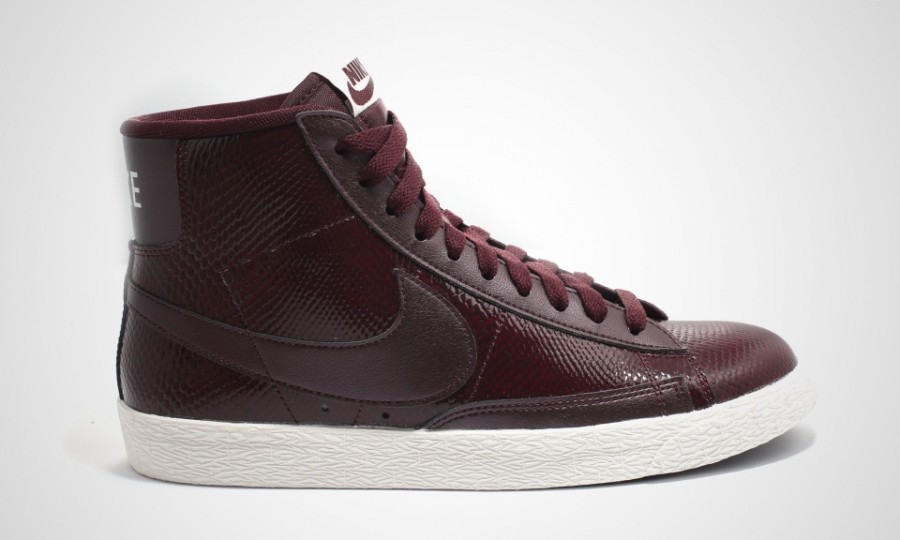 nike-sportswear-holiday-2014-preview-40-900x540