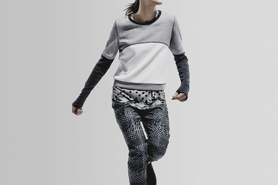 nike-wmns-tech fleece-colorblock collection_04