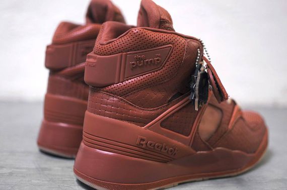 reebok-pump25-social status_02