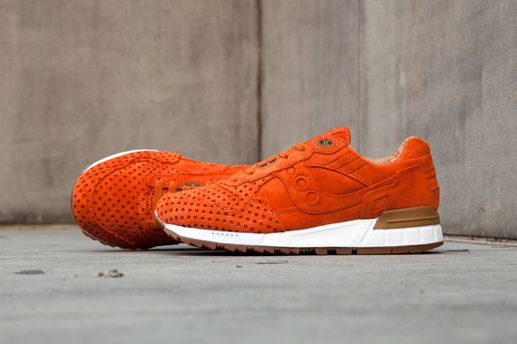 saucony-play cloths-strange fruit-fresh pics