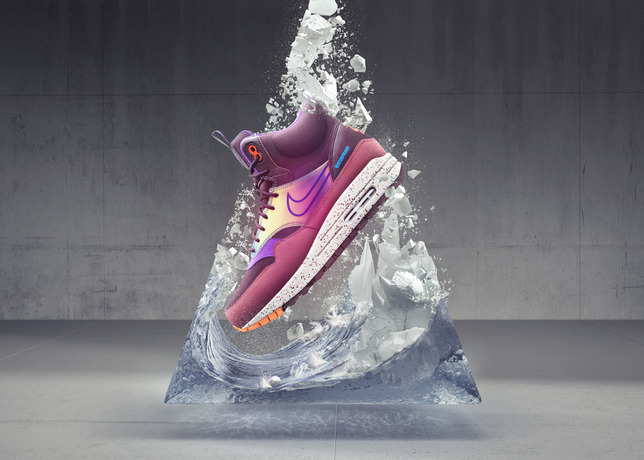 Ho14_SneakerBoots_Hero_Womens_AirMax1_large