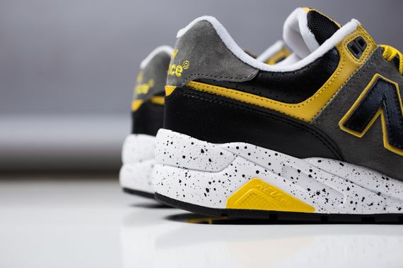 new balance-572-halloween_07