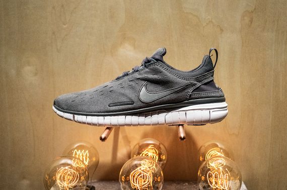 nike-a.p.c.-free og-holiday 2k14