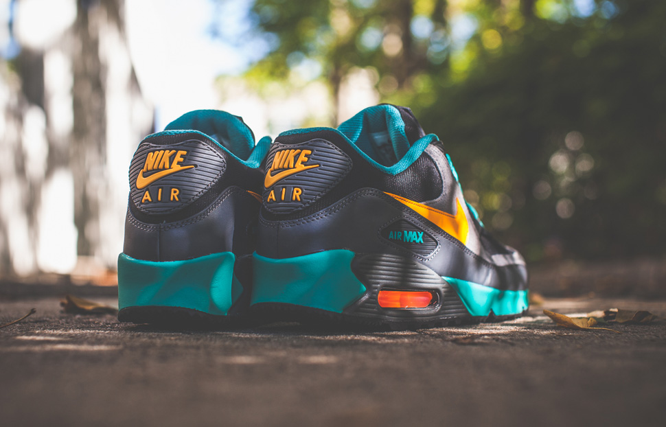 nike-air-max-90-winter-premium-laser-orange-1