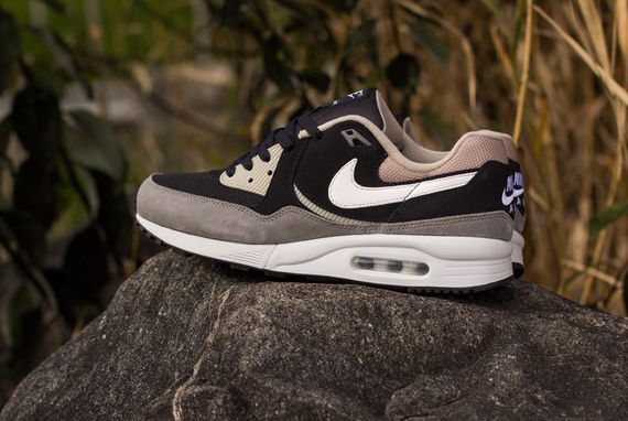 nike-air max light essential-pewter
