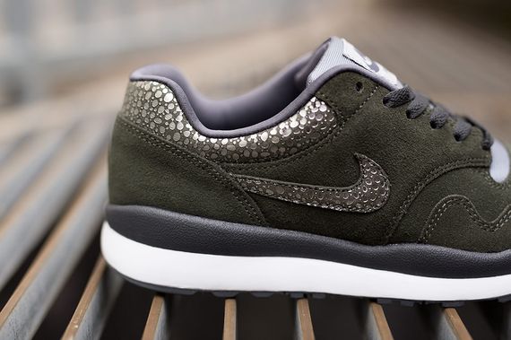 nike-air safari-sequoia_05