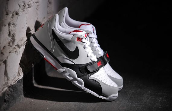 nike-air trainer 1 low-black-grey-red_06