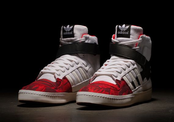 adidas-black scale-14fall_05