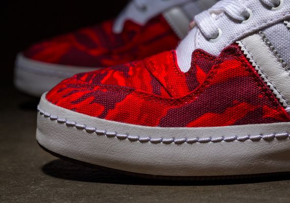 adidas-black scale-14fall_08