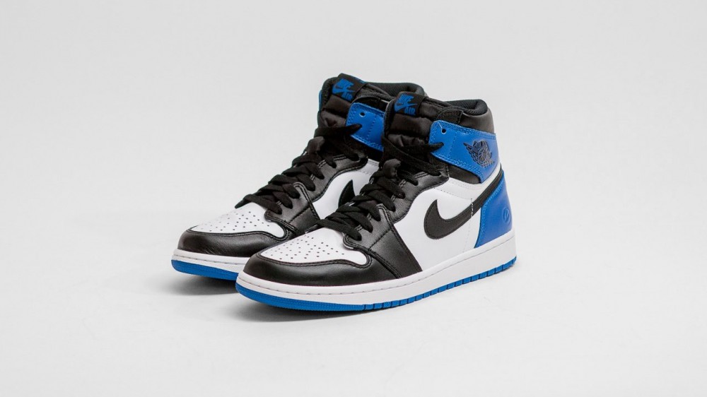 air-jordan-1-retro-high-og-fragment-design-1